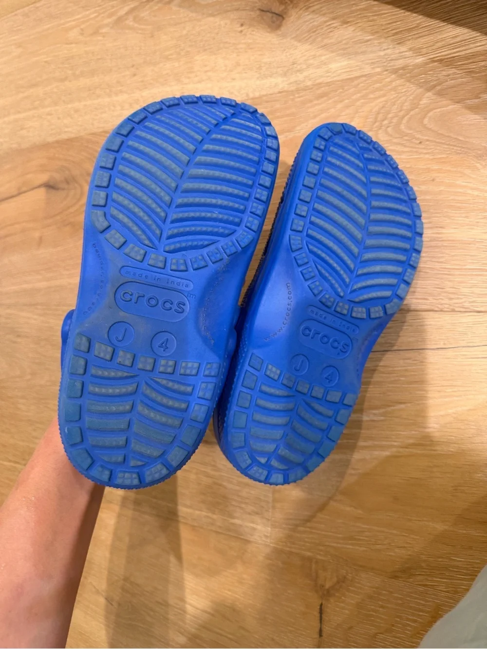 CROCS Kids Classic Clog in Bright Blue